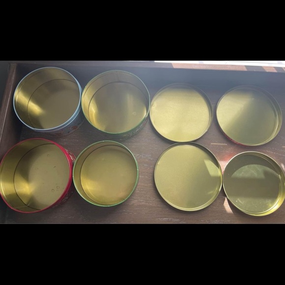 Christmas Tins (4) - Picture 3 of 3